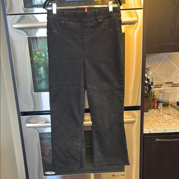 NWOT SPANX‎ Black Flare & Wide Leg Jeans - Picture 1 of 7